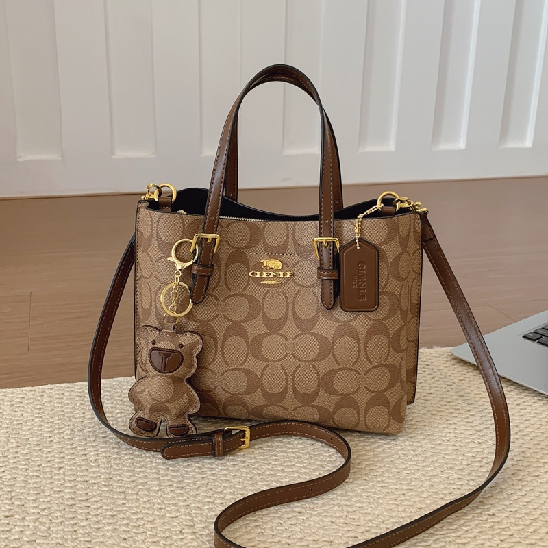 Элегантная сумка-тоут с моногр – обзор и цена Tote Bag Leather Monogram